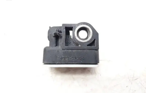 Mercedes-Benz C W205 Airbag deployment crash/impact sensor A0009057802