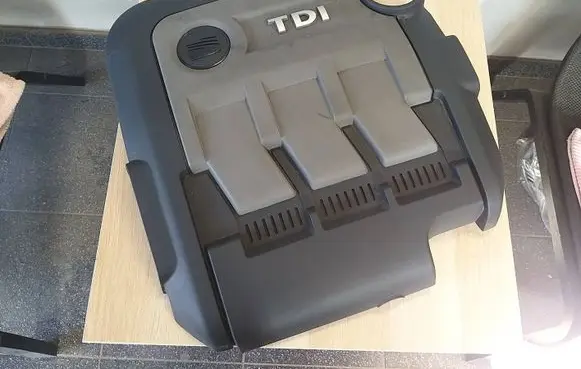 Seat Ibiza IV (6J,6P) Engine cover (trim) 03P103925