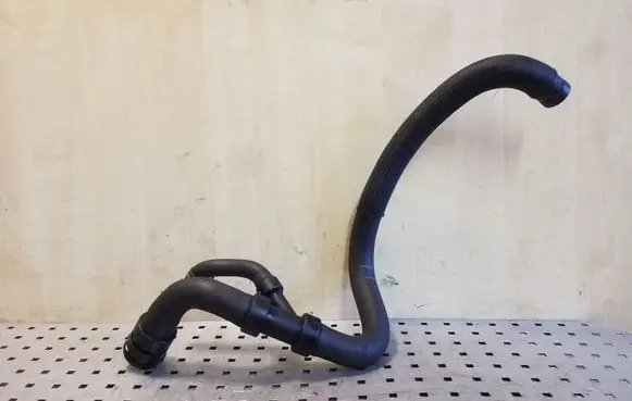 Volvo XC60 Engine coolant pipe/hose S8000102