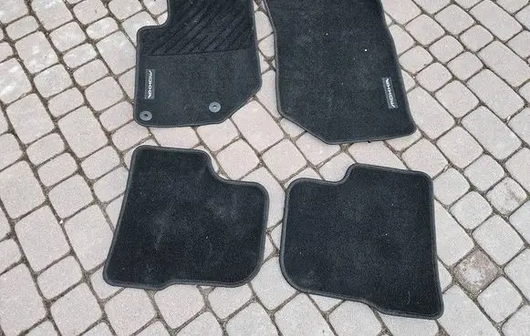 Opel Mokka B Car floor mat set 