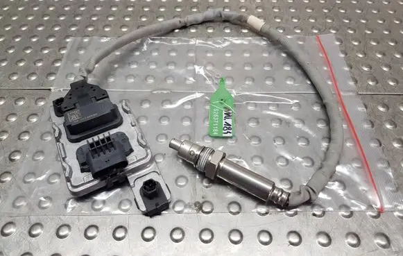 Audi A3 S3 8V Lambda probe sensor S26371184 04L907805BE