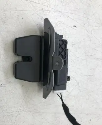 Ford Fiesta Tailgate/trunk/boot lock/catch/latch H1BAN442A66