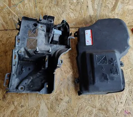 Peugeot 508 Fuse box cover 9687677280