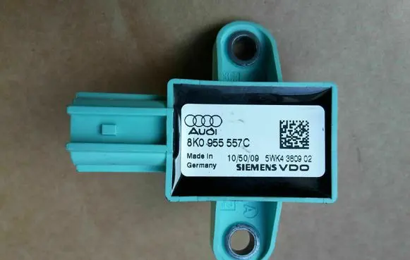 Audi A4 S4 B8 8K Airbag deployment crash/impact sensor 8K0955557C
