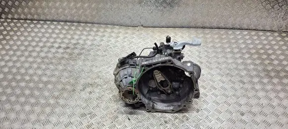 Volkswagen PASSAT B6 Manual 5 speed gearbox S27698456 KBL