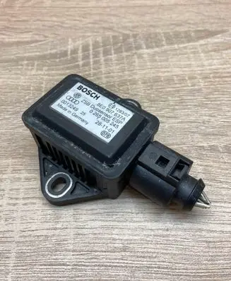 Audi A6 S6 C5 4B ESP acceleration yaw rate sensor 8E0907637A 0265005245