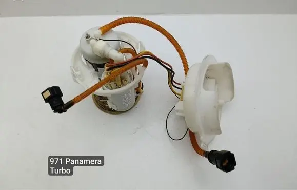 Porsche Panamera (971) Fuel injection high pressure pump 971919679B