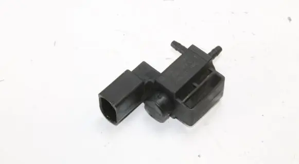 Audi Q5 SQ5 Turbo solenoid valve 037906283C