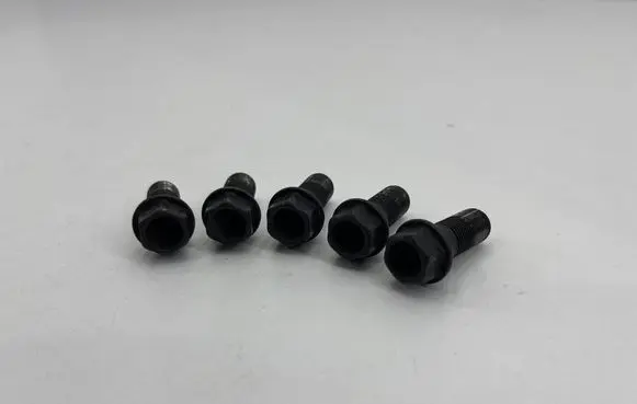 BMW 4 F32 F33 Nuts/bolts 