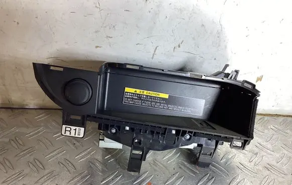 Lexus RX 450H Wireless charging module 861C048020