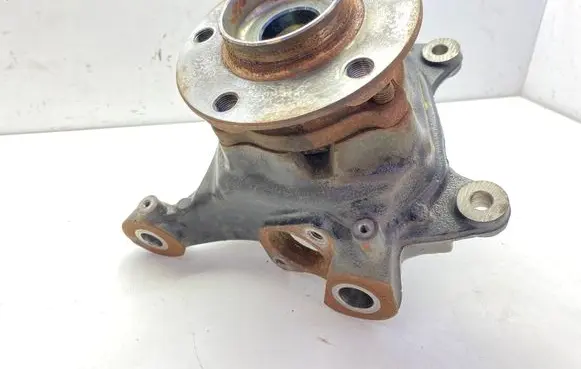 BMW X3 F25 Front wheel hub 6855953