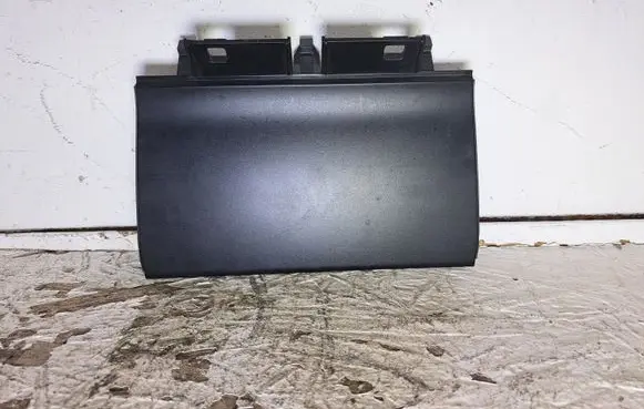 Audi A3 S3 A3 Sportback 8P Car ashtray trim 8P0864138B 8102383