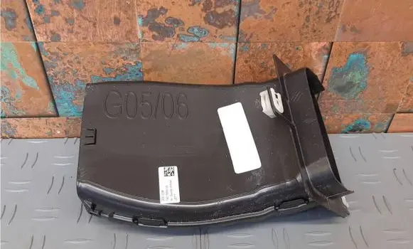 BMW X5 G05 Air intake duct part 7421699 51747421699