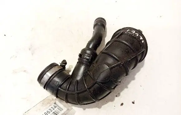 Air intake hose/pipe