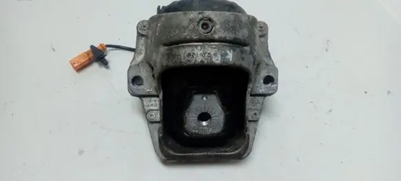 Audi A4 S4 B8 8K Engine mount bracket 8K0199381