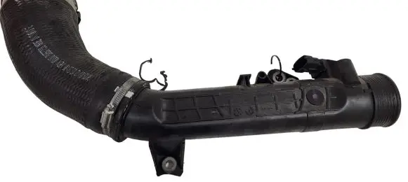 Volvo V60 Intercooler hose/pipe 31686412