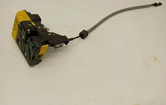 Volvo XC90 Front door lock