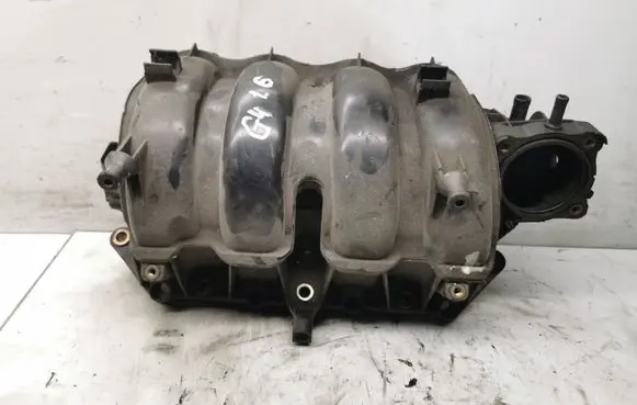 Volkswagen Golf IV Intake manifold 036129711