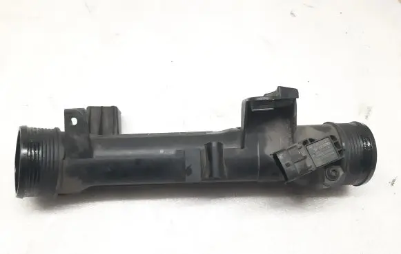 Volvo XC90 Intercooler hose/pipe 31422153