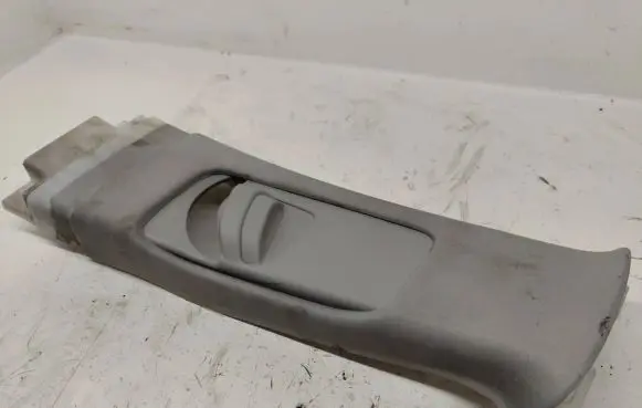 Toyota Avensis T250 (B) pillar trim (top) 7313605010