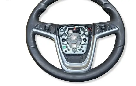 Opel Insignia A Steering wheel 13316547