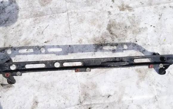 Ford Focus C-MAX Fuel tank mounting bracket 