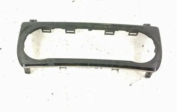 Mercedes-Benz CLS C218 X218 Radio/GPS head unit trim DALISID1994 A2186807307 2186807307