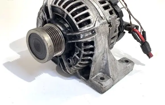 Volvo V70 Generator/alternator 8676498