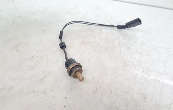 Volkswagen Touareg I Coolant temperature sensor 070919501B