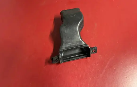 BMW i3 Air intake duct part 9309567