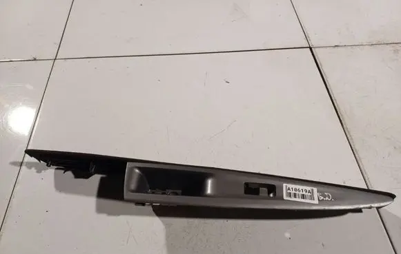 Mazda 2 Front door window switch trim 3M71A24184 3M71-A24184