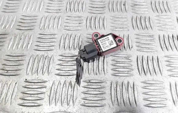Volvo V50 Airbag deployment crash/impact sensor 30737138