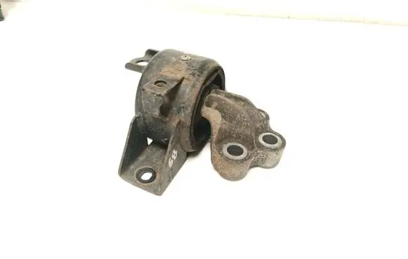 Engine mount bracket