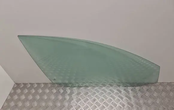 Volkswagen PASSAT B7 Front door window glass four-door 43R004026