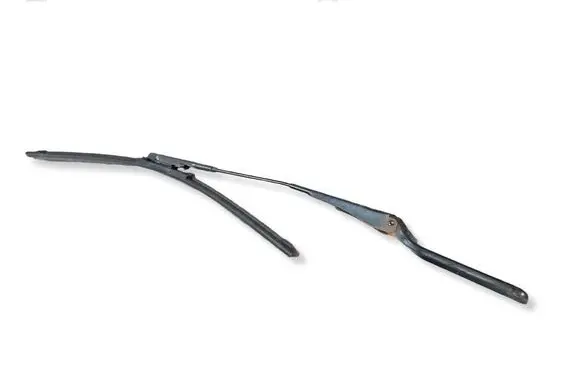 BMW 1 E81 E87 Front wiper blade arm