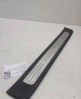Front sill trim cover