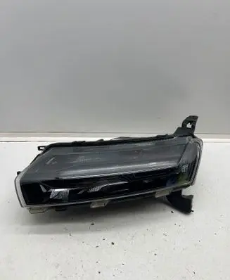 Dacia Spring Headlight/headlamp 266052417R LN5001RL 4121020R