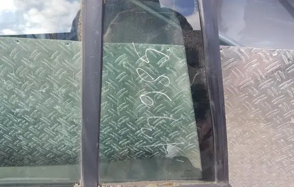 Ford Fusion Rear vent window glass 