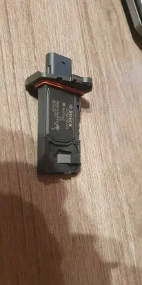 BMW 4 F32 F33 Mass air flow meter 8605565