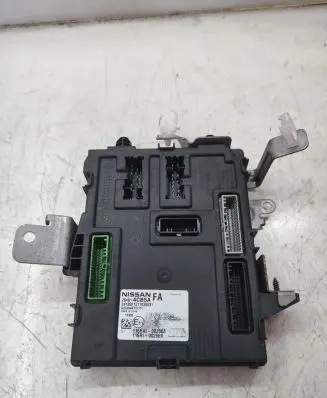 Nissan X-Trail T32 Comfort/convenience module 284B14CB5A