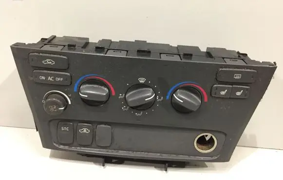 Volvo V70 Climate control unit 9452367