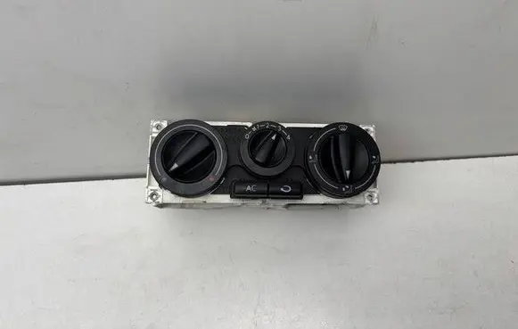 Seat Ibiza II (6k) Climate control unit 6K0820045D