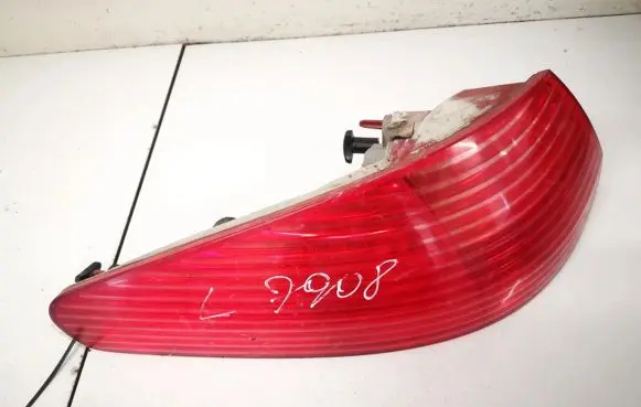 Peugeot 607 Rear/tail lights