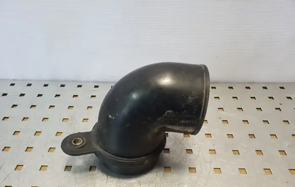 Hyundai Terracan Air intake hose/pipe
