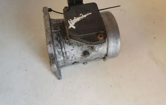 Audi A6 S6 C5 4B Mass air flow meter 078133471A
