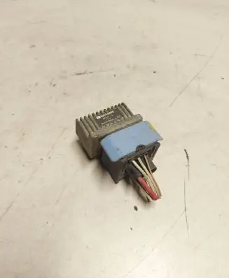 Renault Kangoo II Glow plug pre-heat relay 9640469680A BDL712