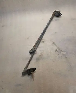 Mitsubishi Pajero Front wiper linkage 