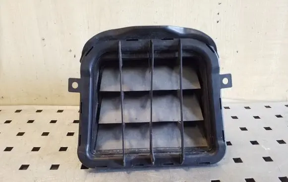 Audi A5 Sportback 8TA Quarter panel pressure vent 8K0819161C