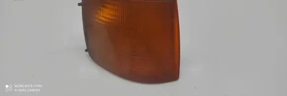Volkswagen PASSAT B3 Front indicator light 357953050