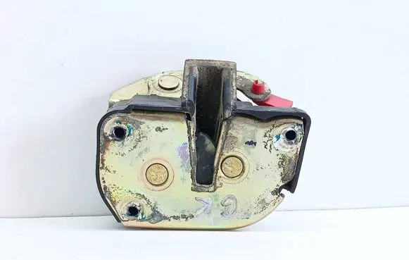 Chrysler Voyager Sliding door lock 